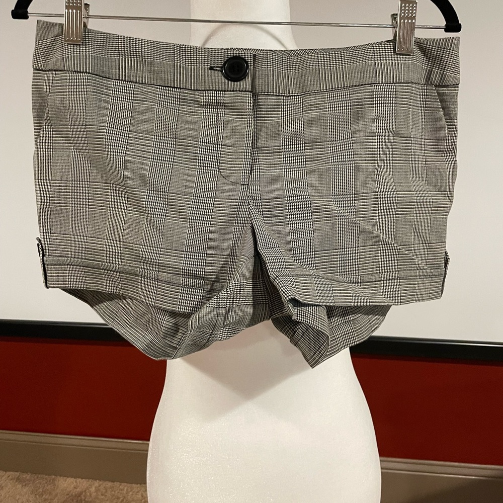 Forever 21 size 9 shorts.